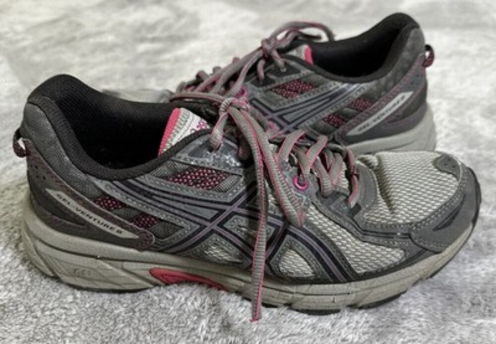 Asics Gel Venture 6 Trail Running Shoes Womens Size 8 Gray Pink